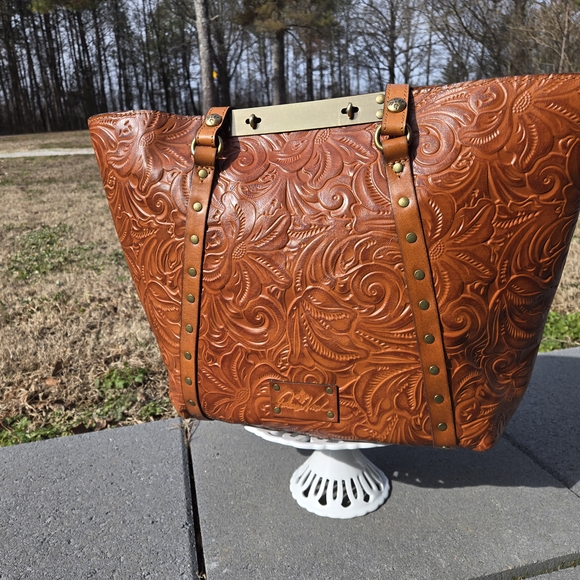 Patricia Nash Brown Embossed Leather Tote. Brand New With Tags. 100% Leather - Picture 5 of 9
